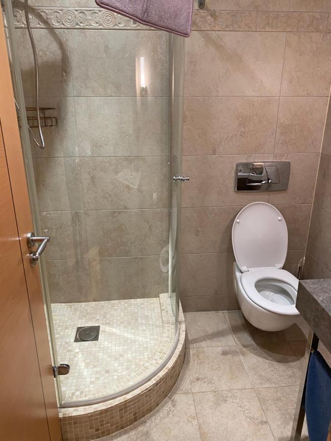 Swimming Pools Apartment In Ocean Village - 2 Bed 2 Bath Rock View Gibraltar Eksteriør billede