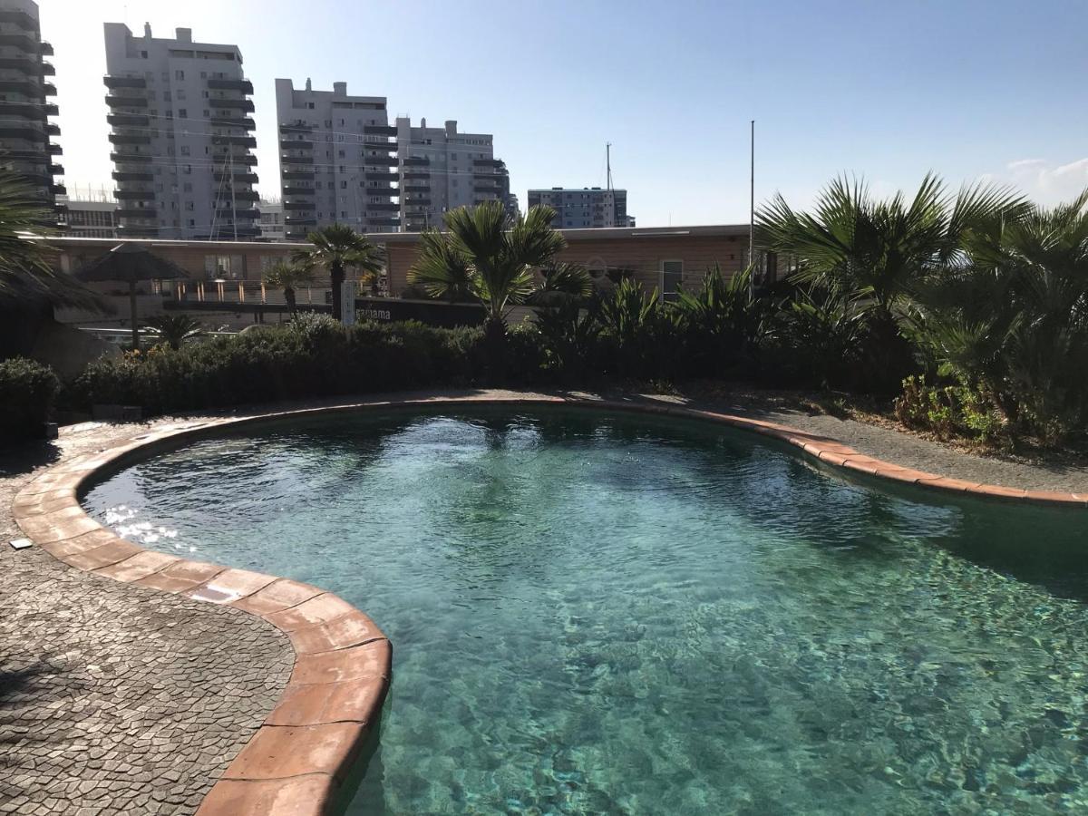 Swimming Pools Apartment In Ocean Village - 2 Bed 2 Bath Rock View Gibraltar Eksteriør billede