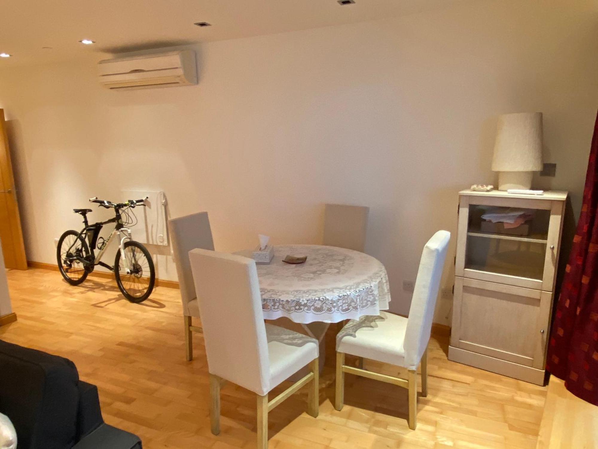 Swimming Pools Apartment In Ocean Village - 2 Bed 2 Bath Rock View Gibraltar Eksteriør billede